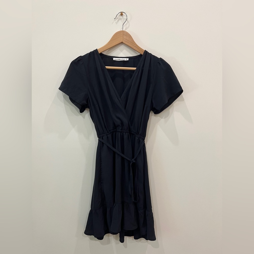 Abercrombie & Fitch Black Wrap Mini Dress with Pockets - XS